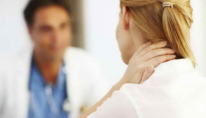 Şüphelenen bir osteokondroz durumunda bir doktora itiraz